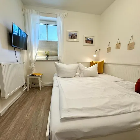 Birkenhof App 28, Backbord דירה ווסטרו