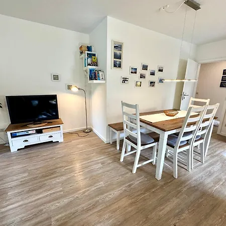 Birkenhof App 28, Backbord דירה