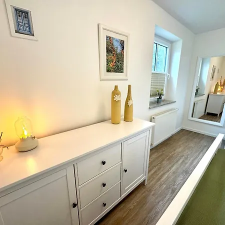 Birkenhof App 28, Backbord דירה *