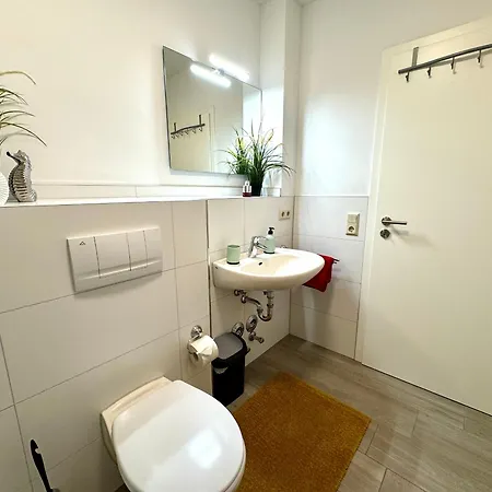 Birkenhof App 28, Backbord דירה